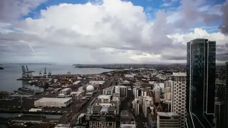 Daylight savings prompts warning of summer weather surprises